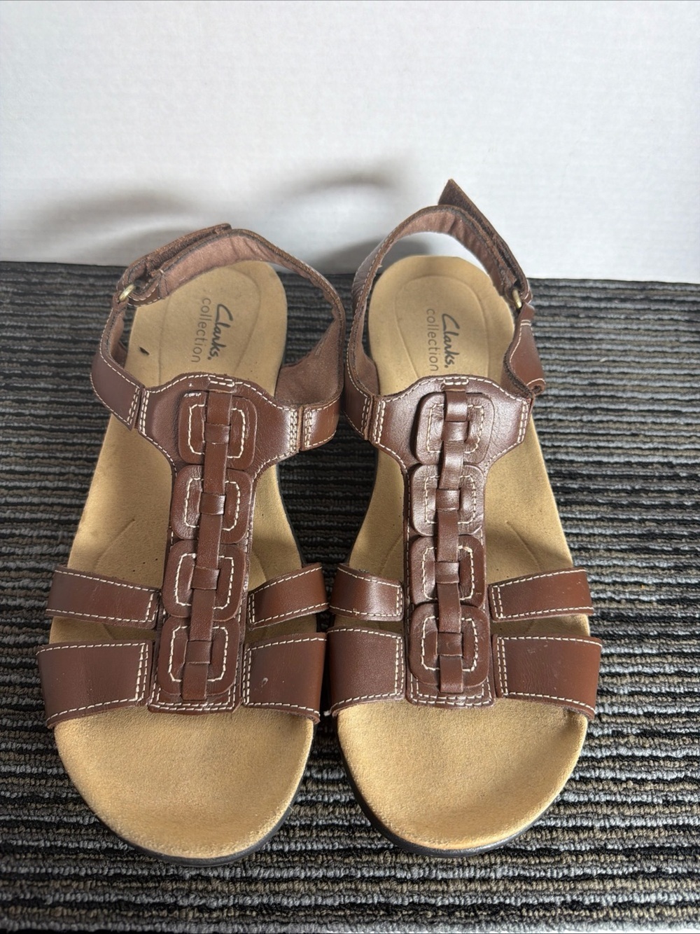 Clarks Womens Brown Leather Laurieann Kay Slingback T-Strap Sandal Size 11 - Picture 2 of 7